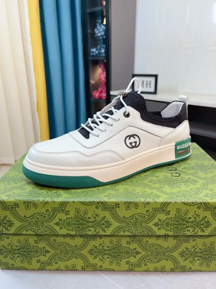 Men's shoes 💰440🌹🌹GUCCI [Gucci] New high-end brand of men's shoes, the latest fashionable casual men's shoes, trendy and versatile style, relaxed and sporty style, uppers imported from Italy, first-layer cowhide, genuine leather lining and ultra-fine workmanship. Original personalized fashionable rubber wear-resistant outsole, light and comfortable on the foot, size 38-44